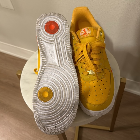 Yellow Nike Airforce 1s - Picture 2 of 8